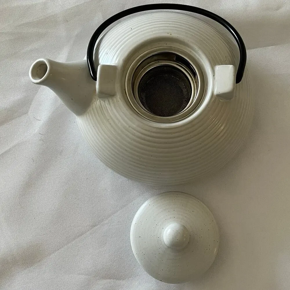 DesignPac Ceramic Tea Pot Stainless Strainer Infuser White Minimalist Japandi